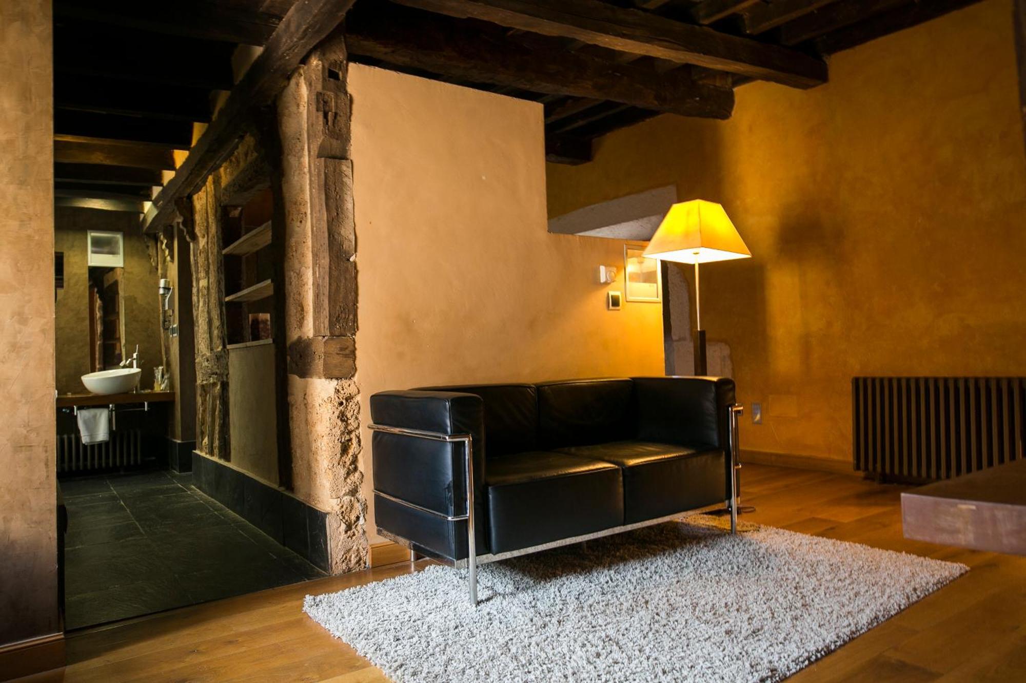 Hotel Boutique El Convento De Mave Santa María de Mave Exteriör bild