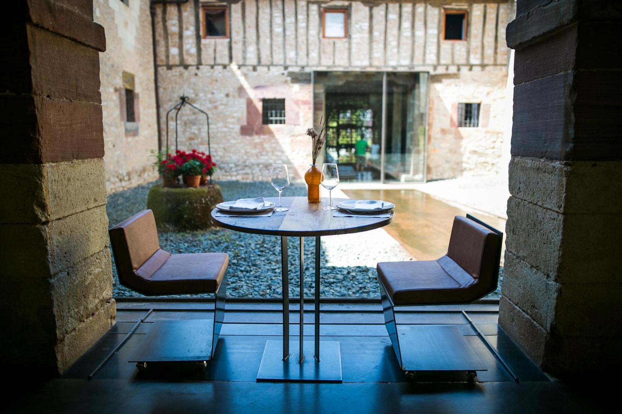 Hotel Boutique El Convento De Mave Santa María de Mave Exteriör bild