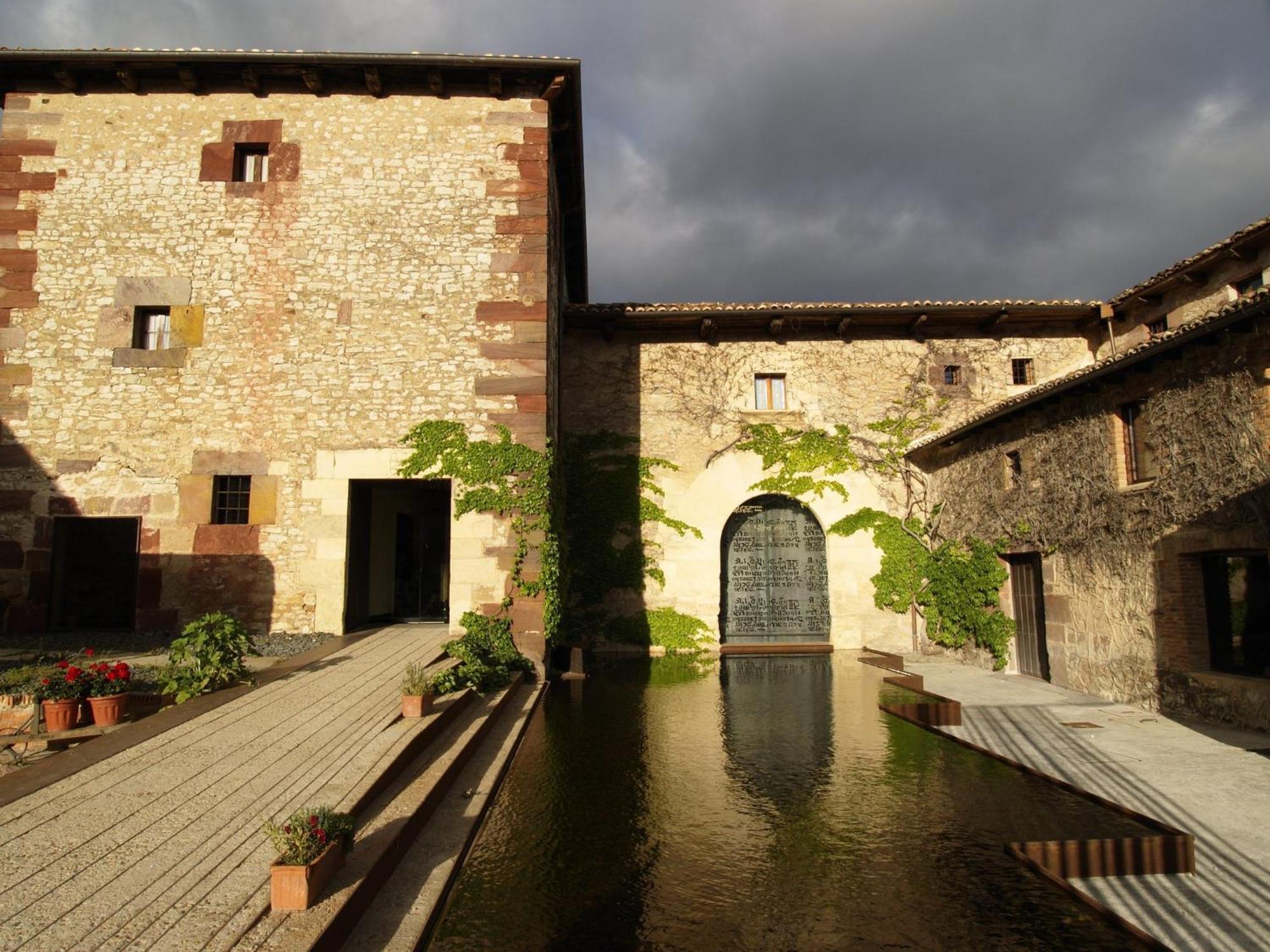 Hotel Boutique El Convento De Mave Santa María de Mave Exteriör bild